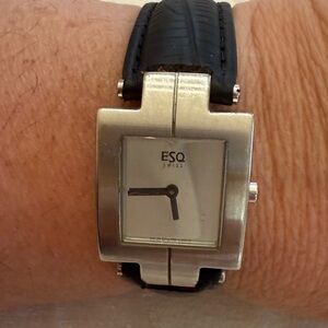 ESQ Swiss Tank Watch Women Silver Tone New LEATHER Band & Battery Installed EUC